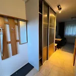 Cozy 아파트 *